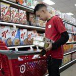 America’s biggest RV seller closing more stores